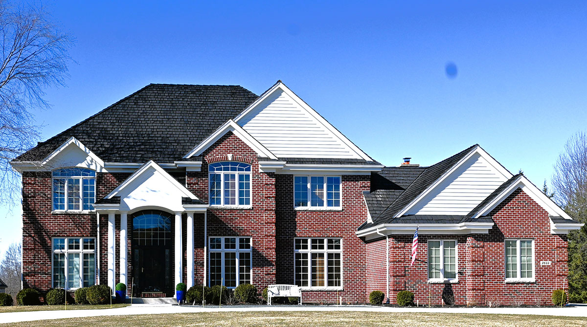 Exterior painting feature on Richland Pkwy in Brookfield WI