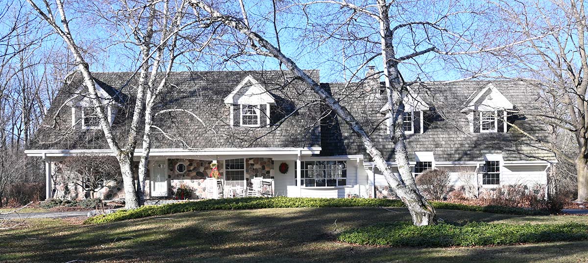 Exterior house painting project on N Shorecliff Ln in Mequon WI