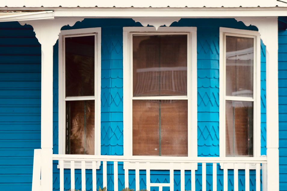 Muskego exterior trim and window painting detail