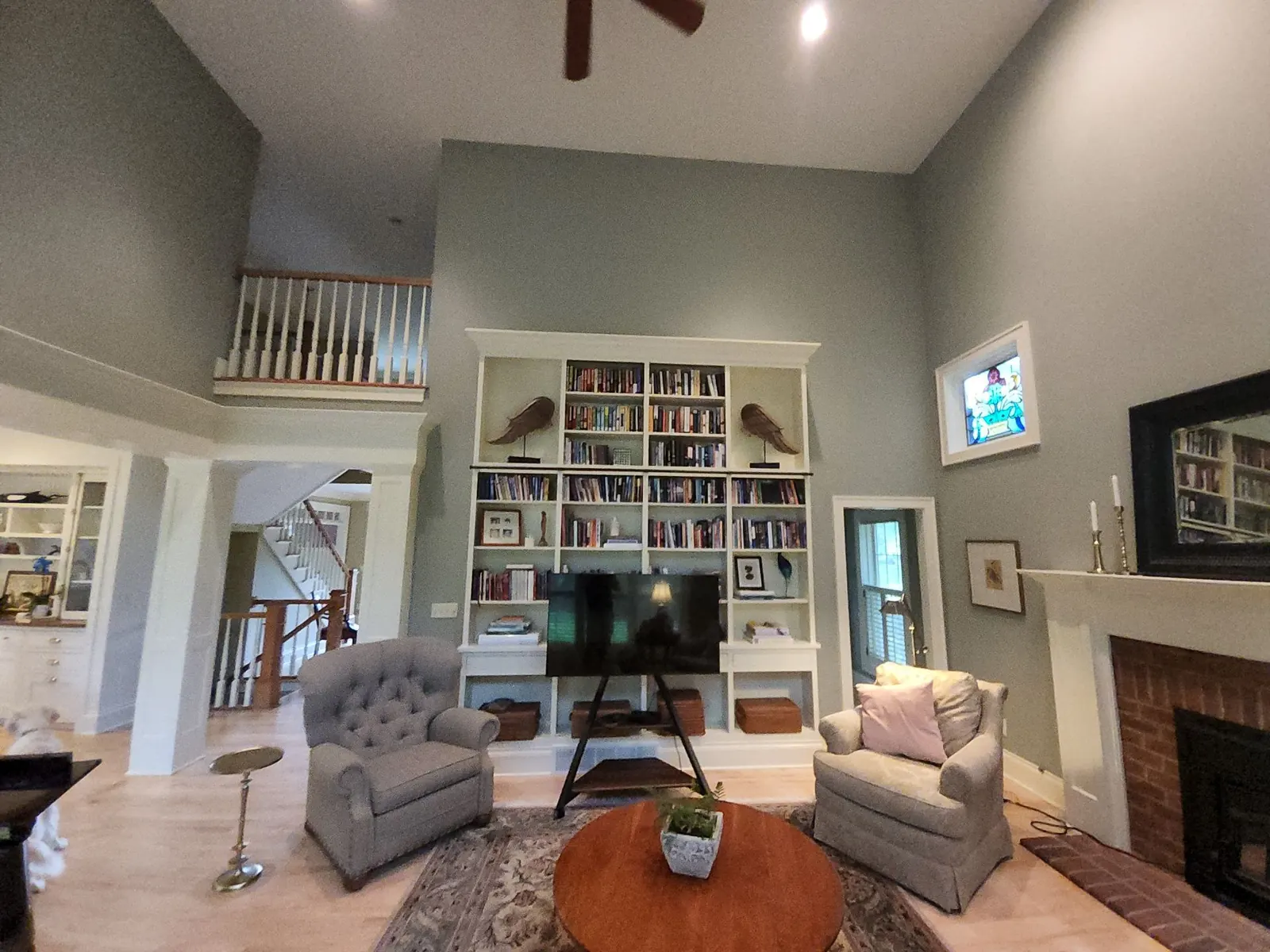 Living Room & Built-ins in Delafield